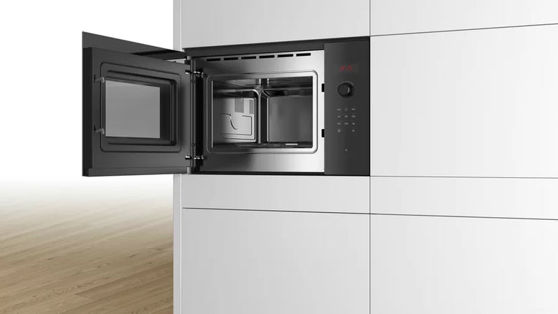 Serie | 4 BOSCH built-in microwave 59 x 38 cm Black | BFL553MB0B